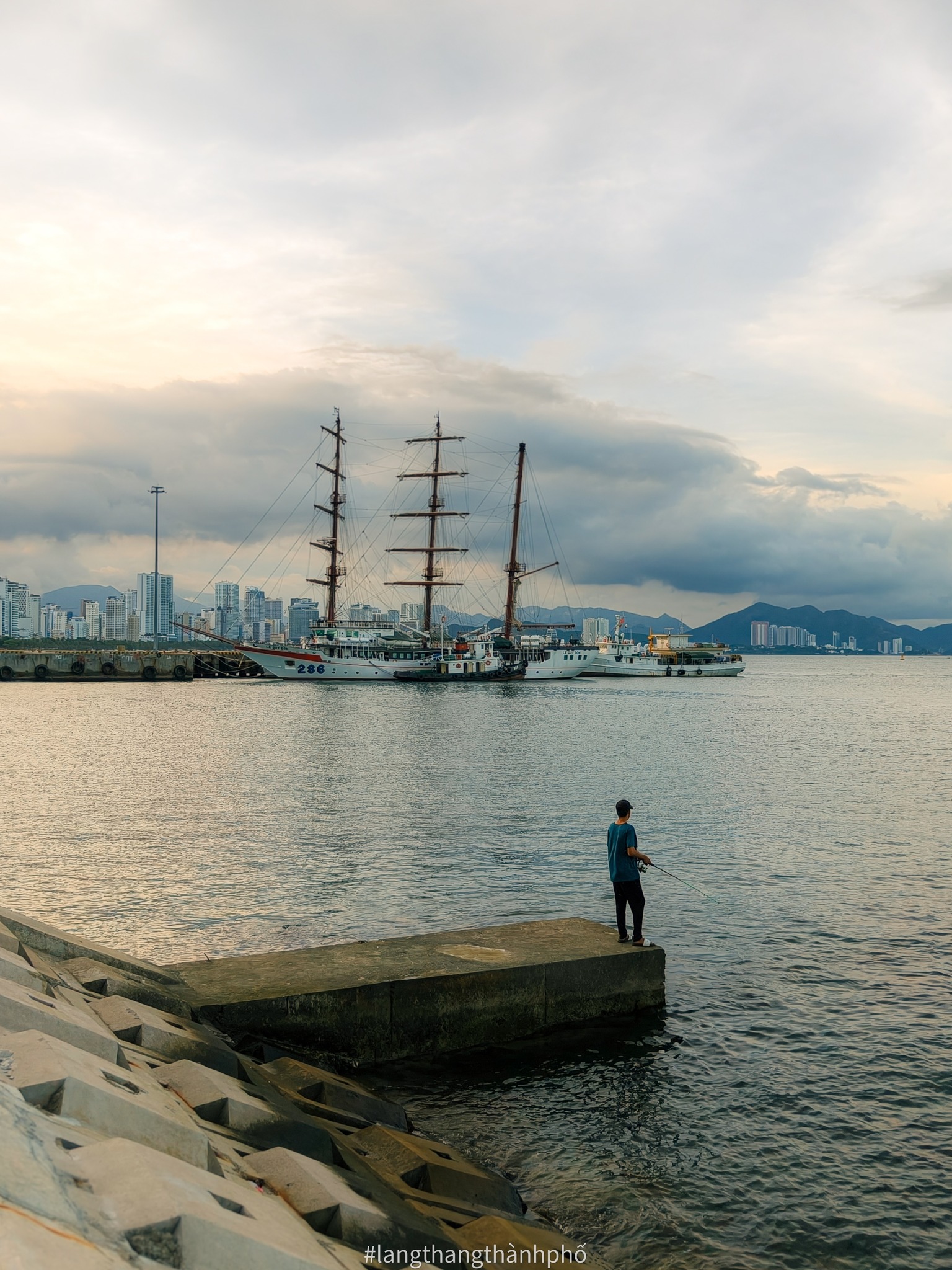 https://cdn.smarttravel.vn/data_files/posts_files/image/202510/08/557601952-1375596930855015-2456218045812395047-n-08102025165318.jpg