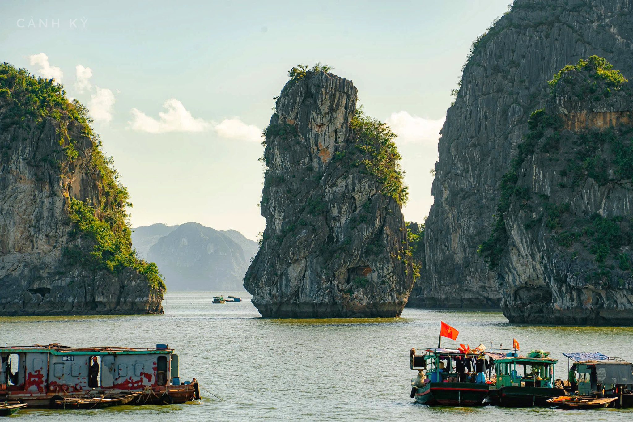 https://cdn.smarttravel.vn/data_files/posts_files/image/202510/08/557803608-1510337246946872-1952011245292228683-n-08102025163621.jpg