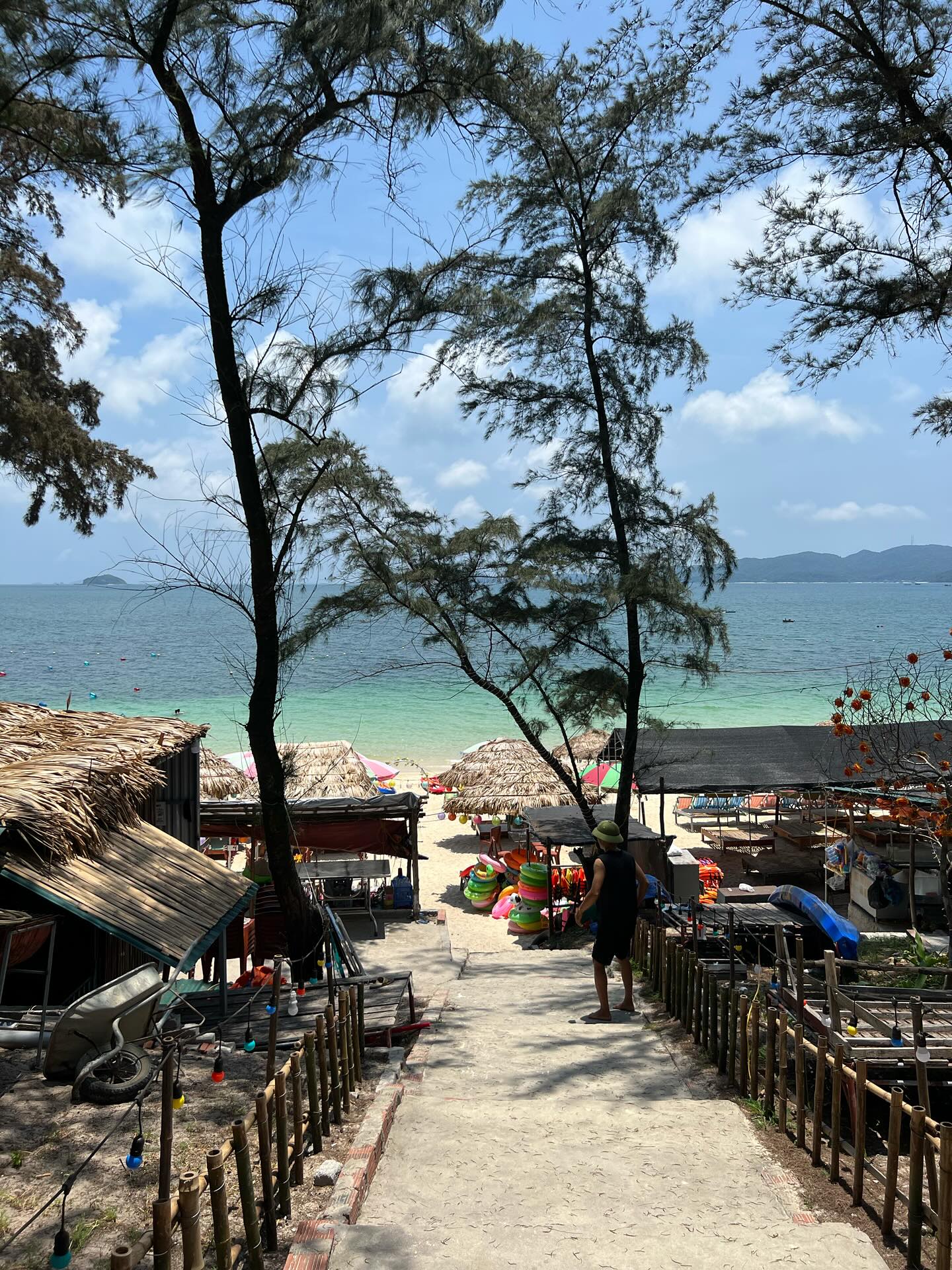 https://cdn.smarttravel.vn/data_files/posts_files/image/202510/15/491457065-17904865593116546-5835877832467139326-n-15102025135822.jpg