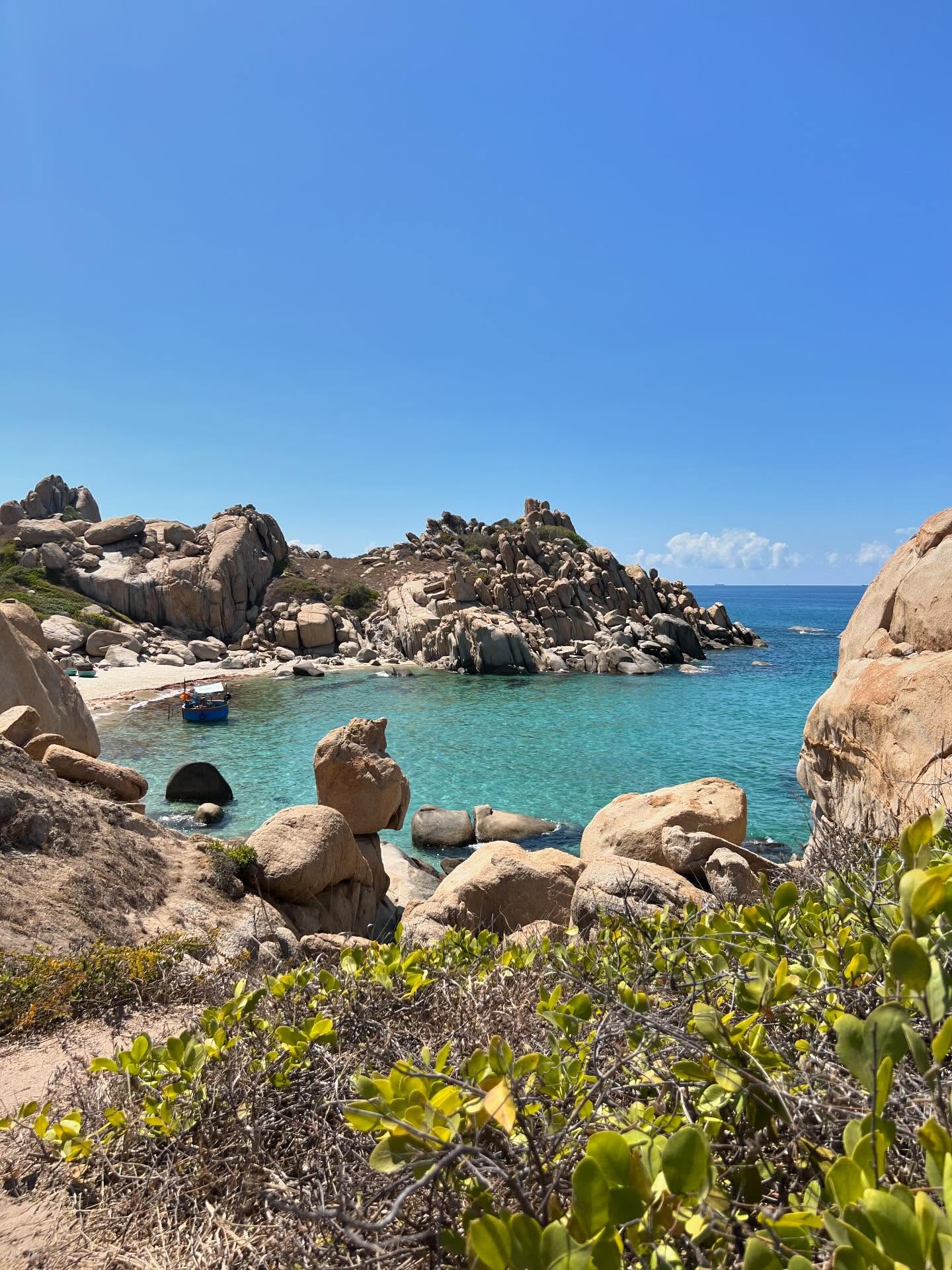 https://cdn.smarttravel.vn/data_files/posts_files/image/202510/15/495526878-17906811759116546-3450359023255249649-n-15102025140926.jpg