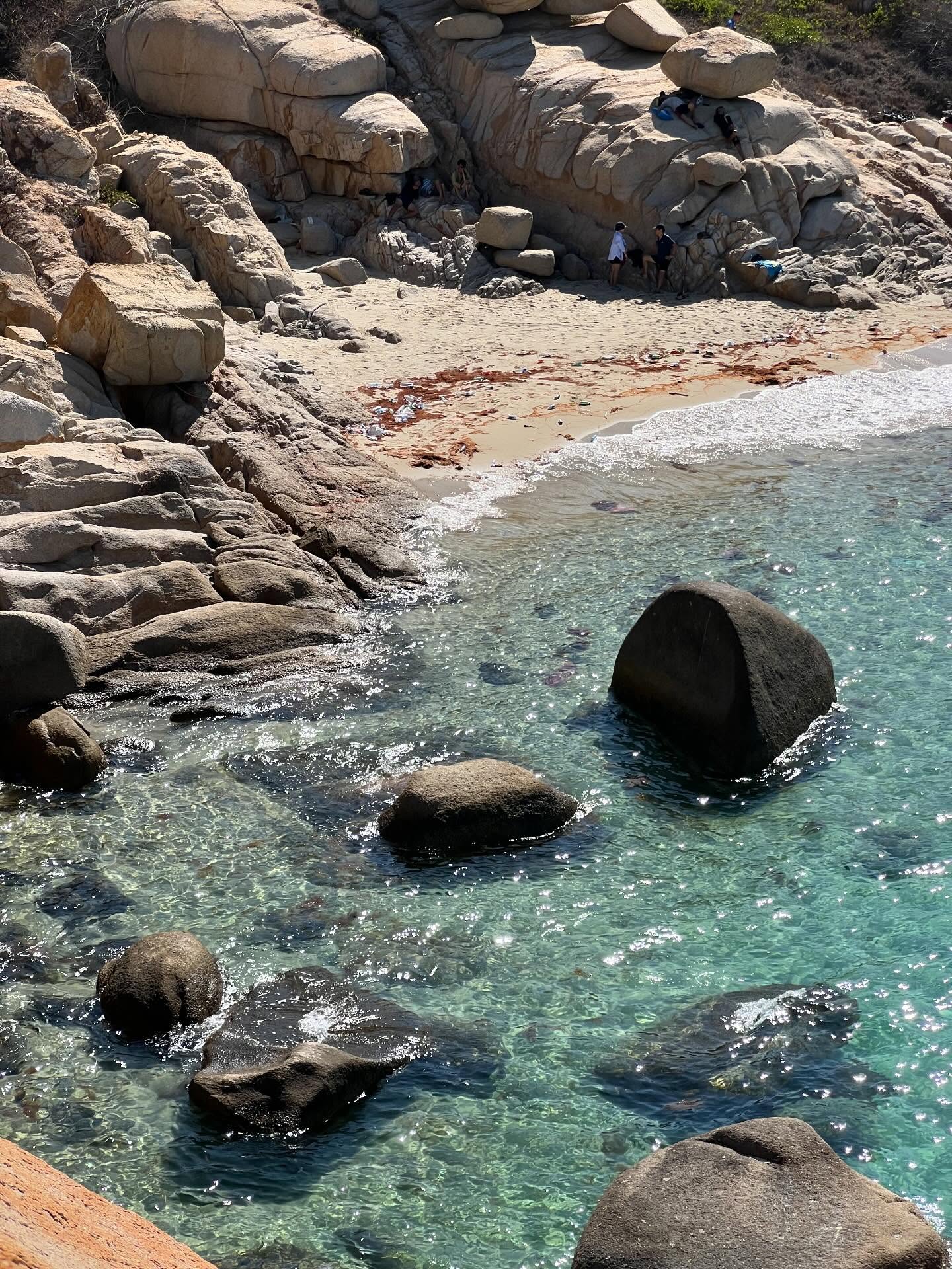 https://cdn.smarttravel.vn/data_files/posts_files/image/202510/15/495530048-17906811777116546-1022503046968554054-n-15102025140926.jpg