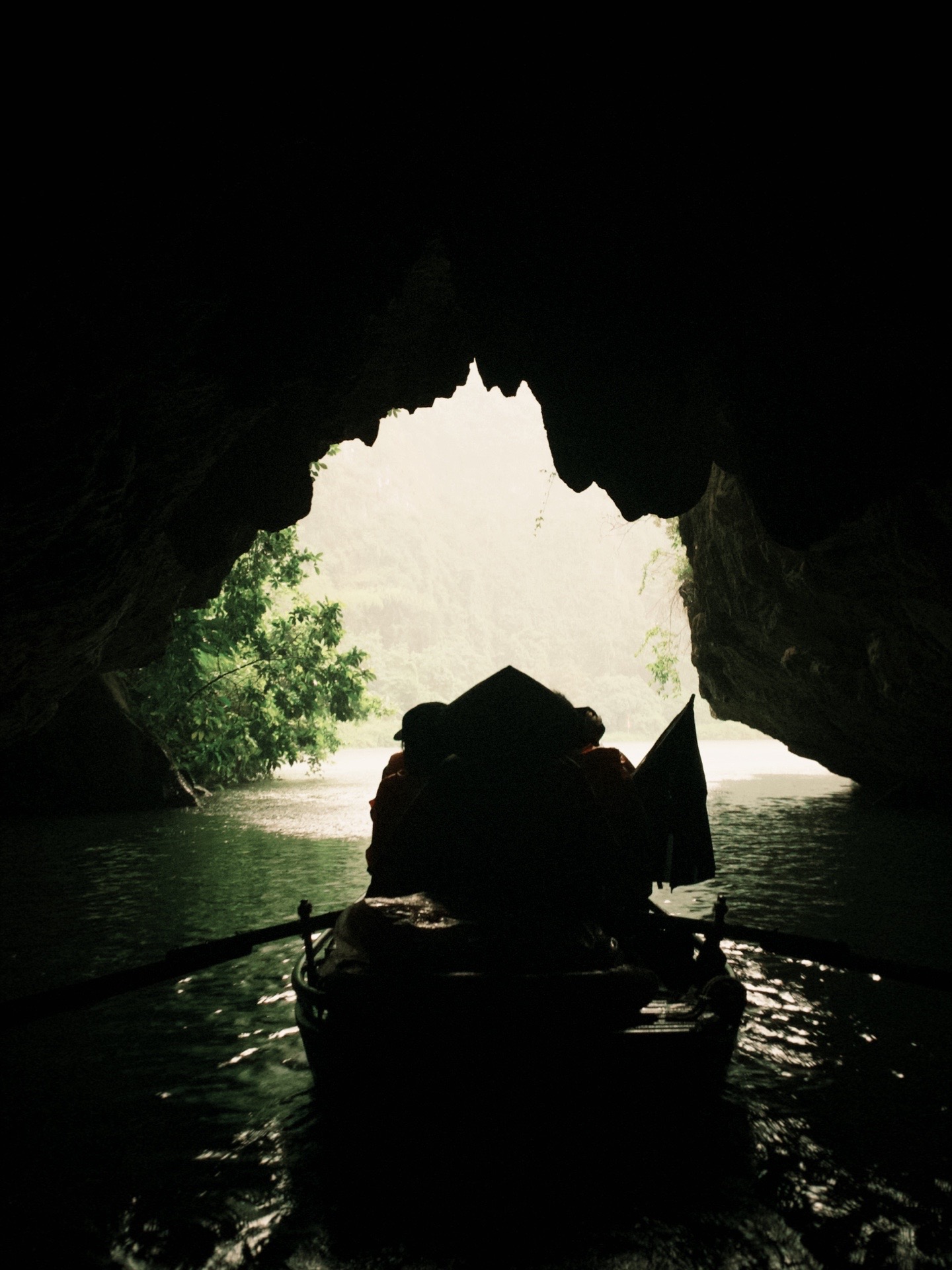 https://cdn.smarttravel.vn/data_files/posts_files/image/202510/15/snaptik-7507150415423622407-3-15102025141937.jpeg