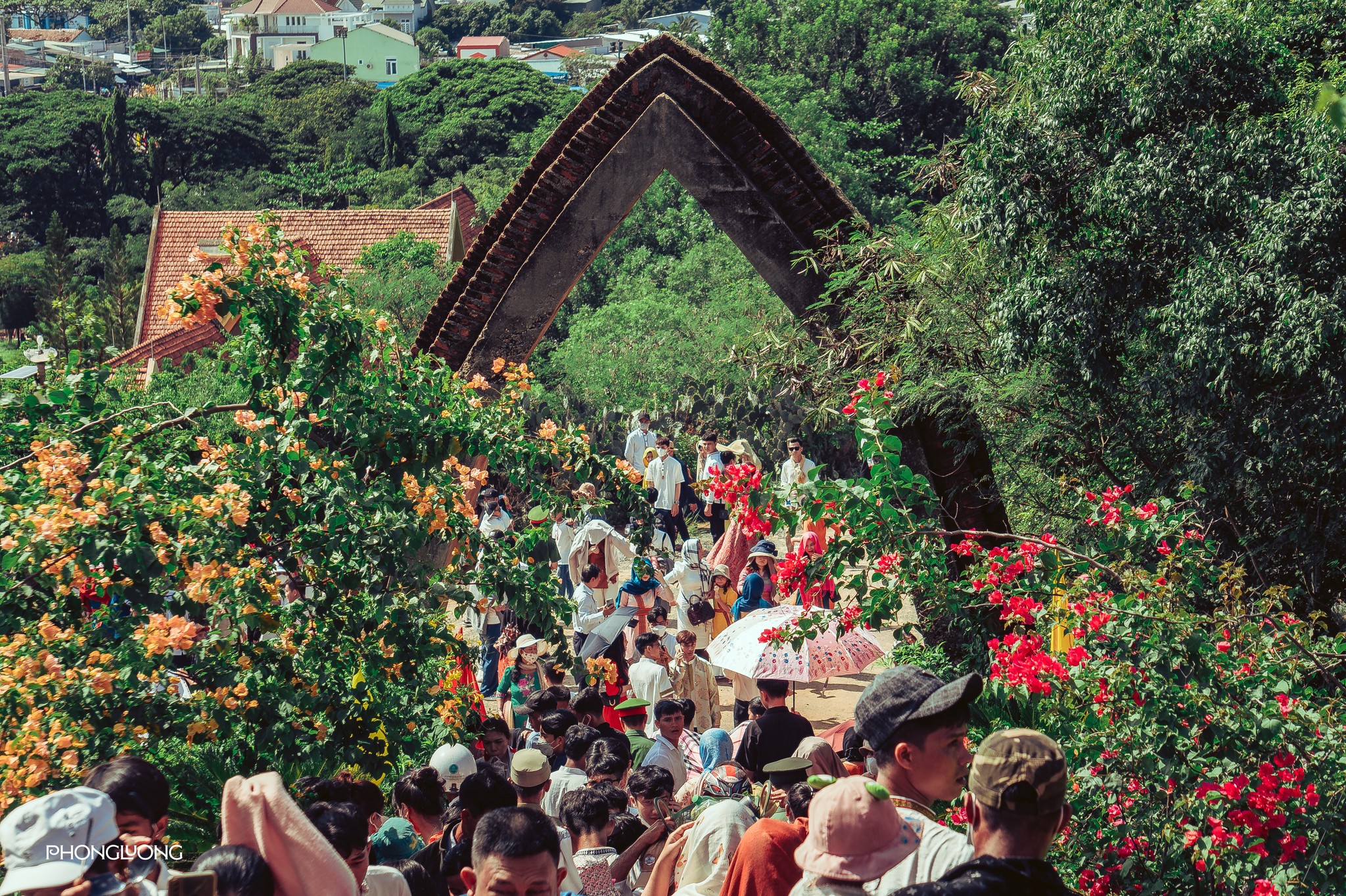 https://cdn.smarttravel.vn/data_files/posts_files/image/202510/18/557591688-24811233631841470-218076745763688355-n-18102025091441.jpg