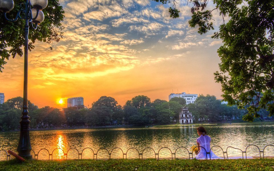 dia-diem-ngam-hoang-hon-o-ha-noi-09-smarttravel