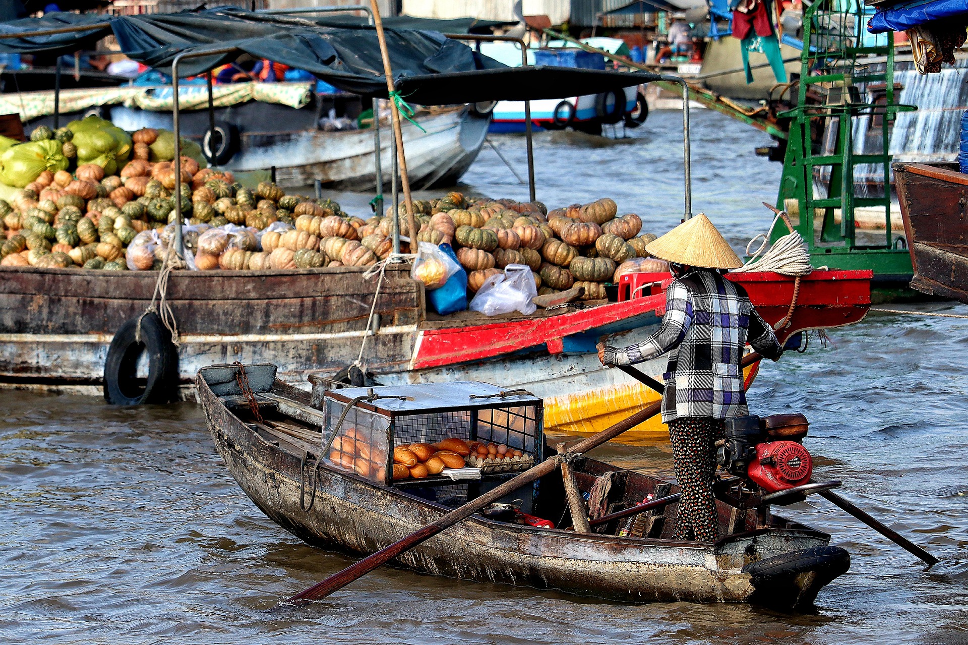 cho-noi-mien-tay-04-smarttravel