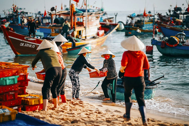 bien-mua-dong-02-smarttravel