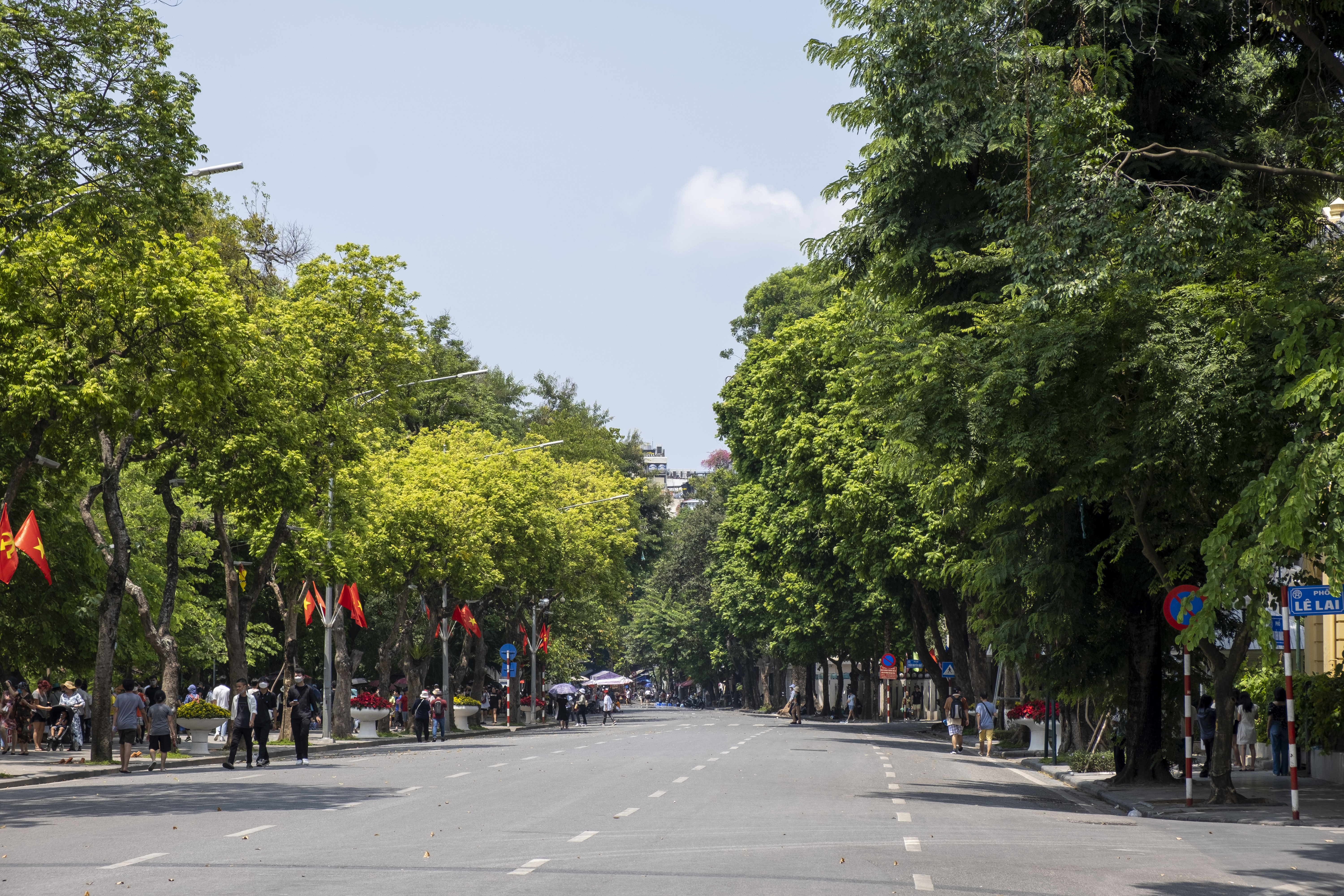 con-pho-dep-nhat-ha-noi-11-smarttravel