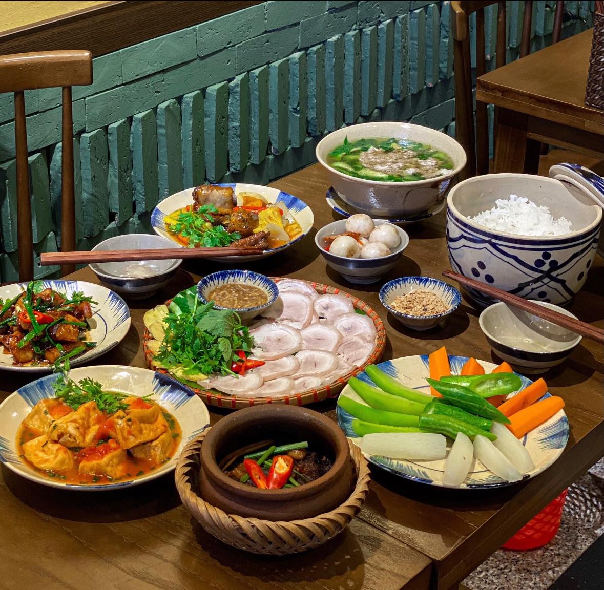 quan-com-gia-dinh-13-smarttravel