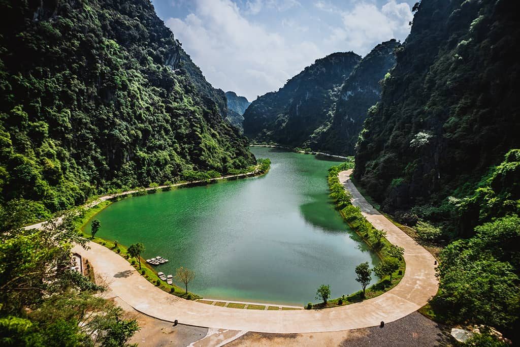 tuyet-tinh-coc-ninh-binh-02-smarttravel