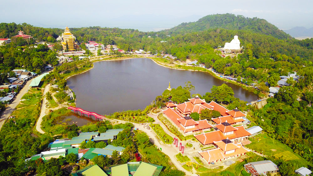 nui-cam-an-giang-01-smarttravel