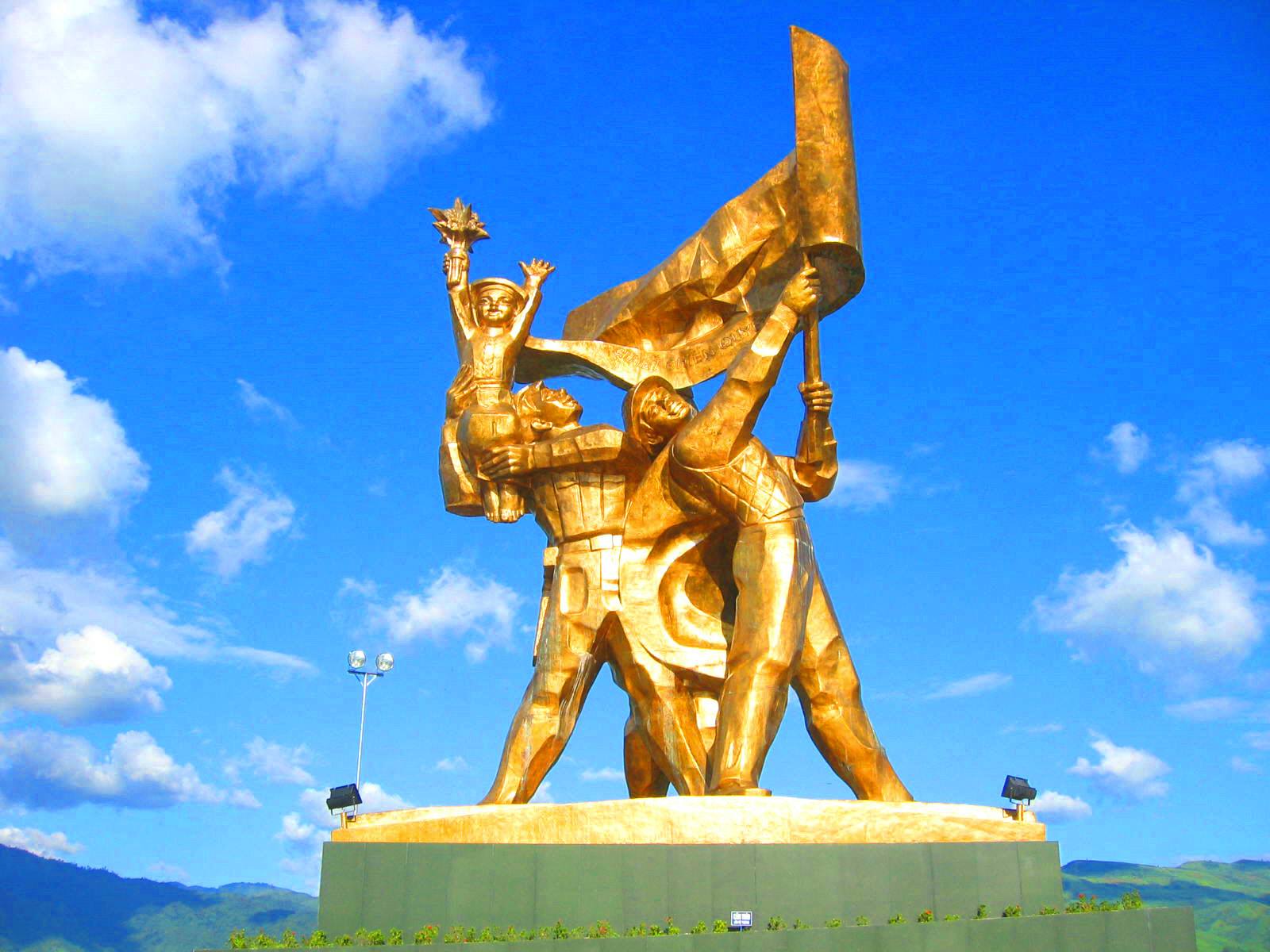 tuong-dai-chien-thang-dien-bien-01