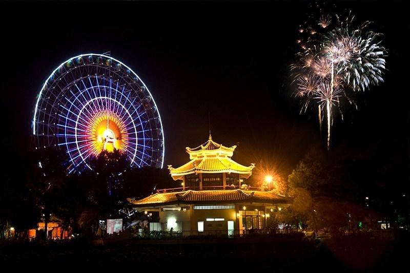 ban-phao-hoa-30-4-1-5