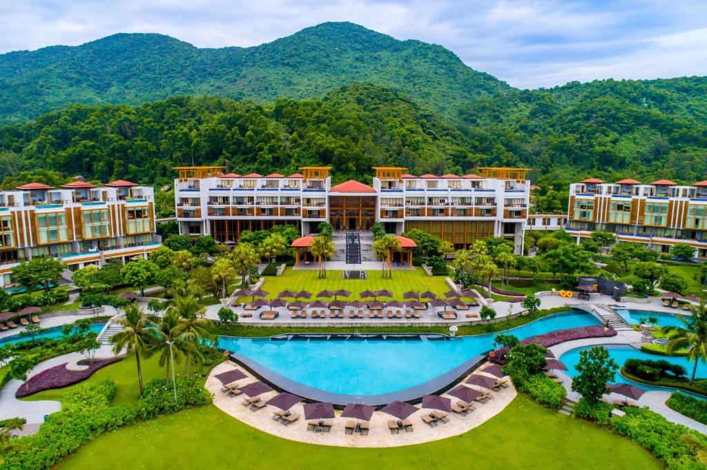 resort-lang-co-02