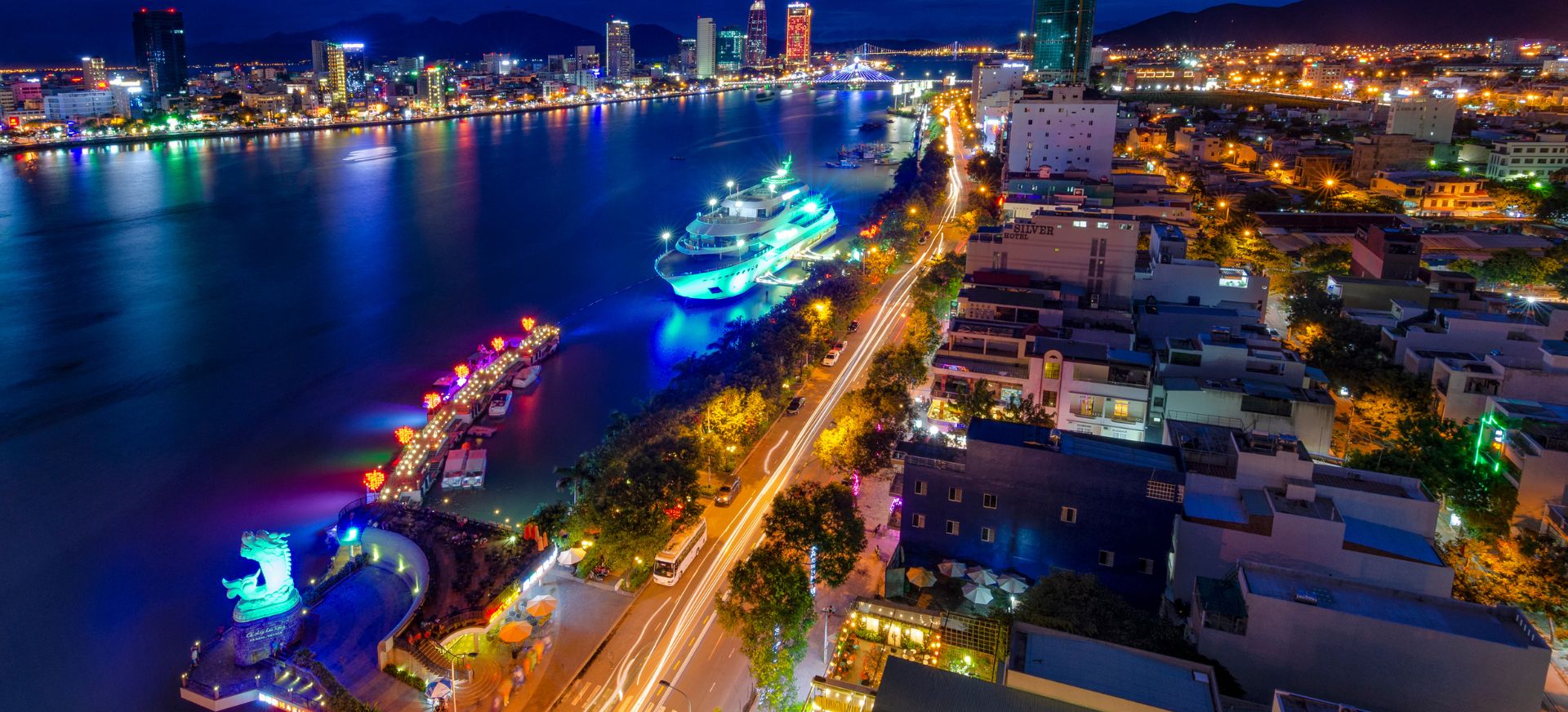 lich-trinh-kham-pha-da-nang-bang-xe-may-11-smarttravel