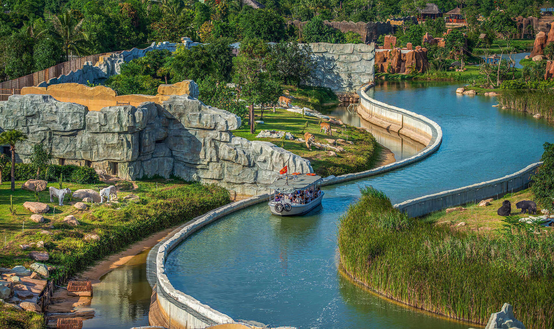 lich-trinh-du-lich-da-nang-hue-hoi-an-12-smarttravel