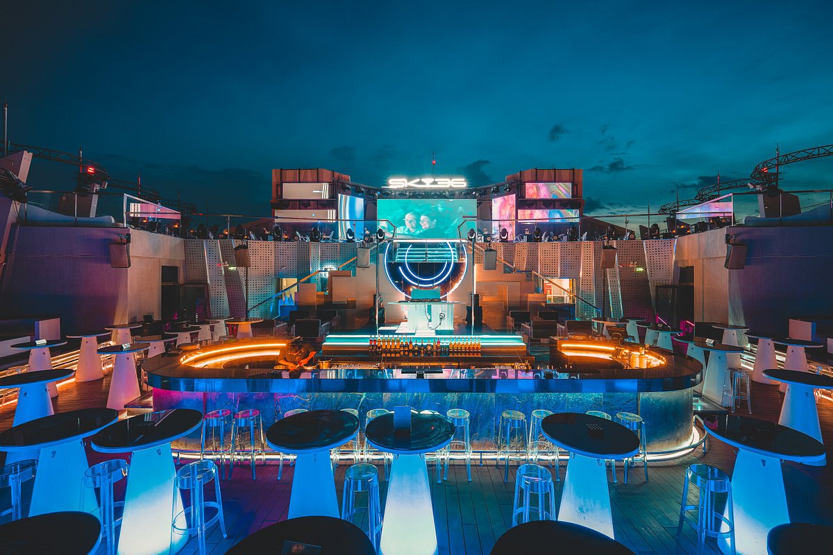 bar-khach-san-novotel-da-nang