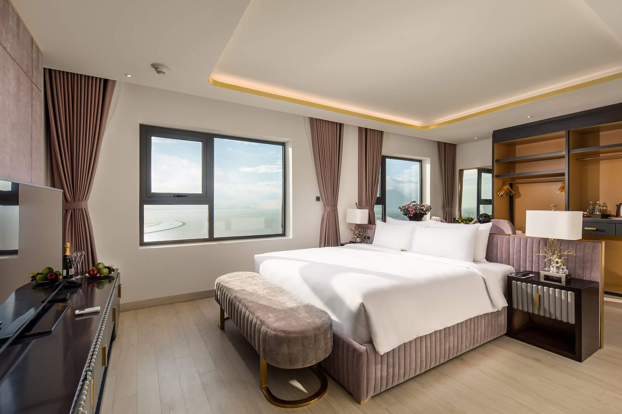 khach-san-5-sao-dat-vang-da-nang-09-smarttravel