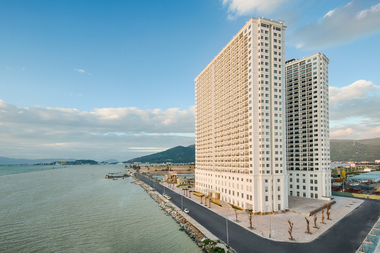 khach-san-5-sao-dat-vang-da-nang-01-smarttravel