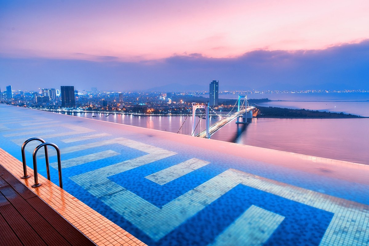khach-san-5-sao-dat-vang-da-nang-13-smarttravel