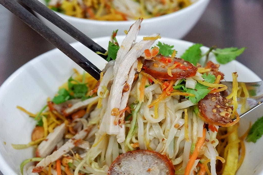 Những địa chỉ bán phở chua hấp dẫn nhất xứ Lạng. Ảnh: Sưu tầm