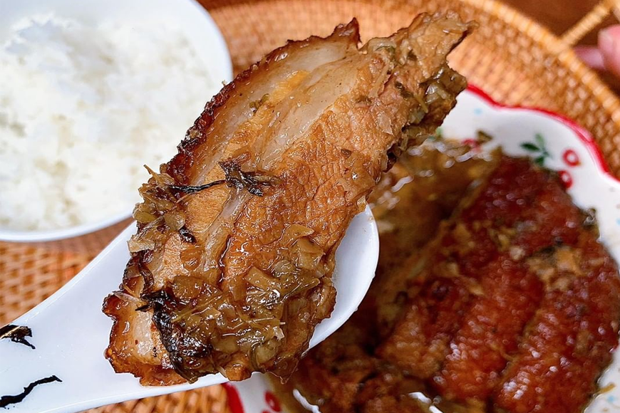 Thưởng thức khâu nhục đúng cách. Ảnh: Sưu tầm