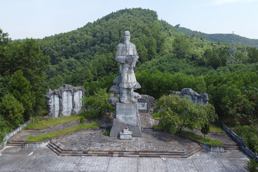 Đôi nét về Hải Thượng Lãn Ông Lê Hữu Trác. Ảnh: Sưu tầm