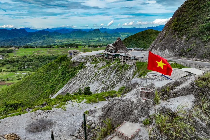 Vẻ đẹp đèo Thung Khe. Ảnh: Sưu tầm