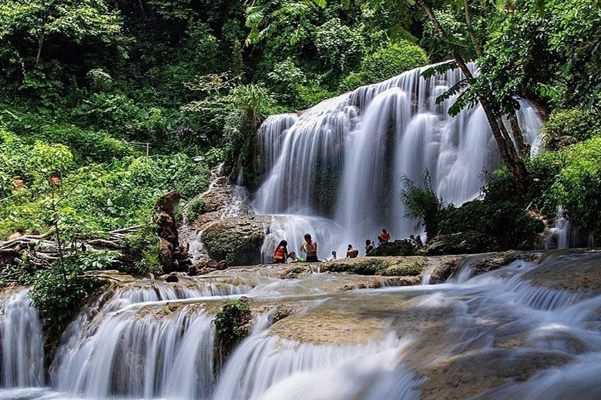 Thời điểm thích hợp để tham quan thác. Ảnh: Sưu tầm