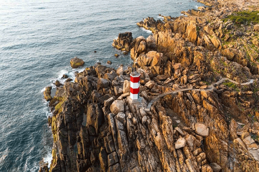 Check in tại hải đăng Gành Đèn. Ảnh: Sưu tầm