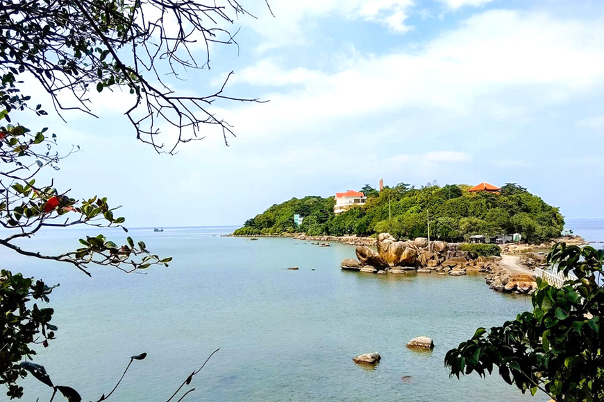 Biển trời Hòn Đá Bạc. Ảnh: Sưu tầm