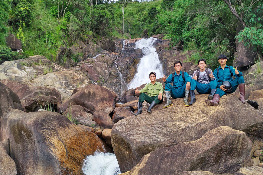 Lưu giữ kỉ niệm. Ảnh: Sưu tầm