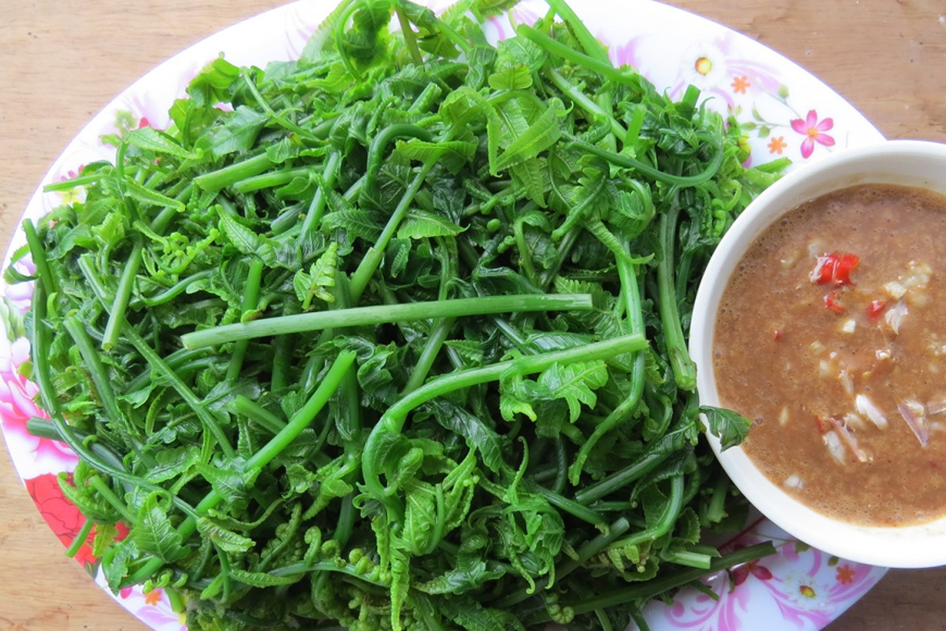 Rau luộc tươi ngon. Ảnh: Sưu tầm