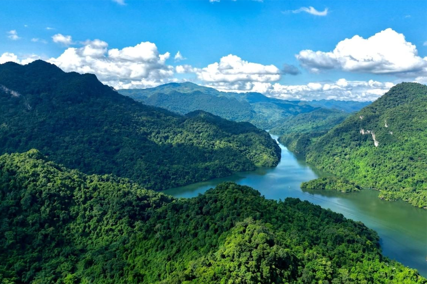 Đôi nét về hồ nước ngọt lớn nhất Việt Nam. Ảnh: Sưu tầm