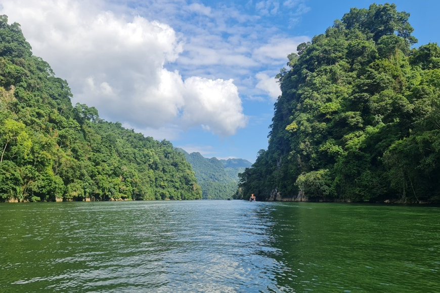 Thời điểm ghé thăm hồ thích hợp nhất. Ảnh: Sưu tầm