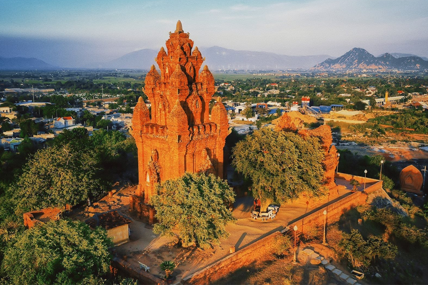 Tuyệt tác văn hóa người Chăm. Ảnh: Sưu tầm