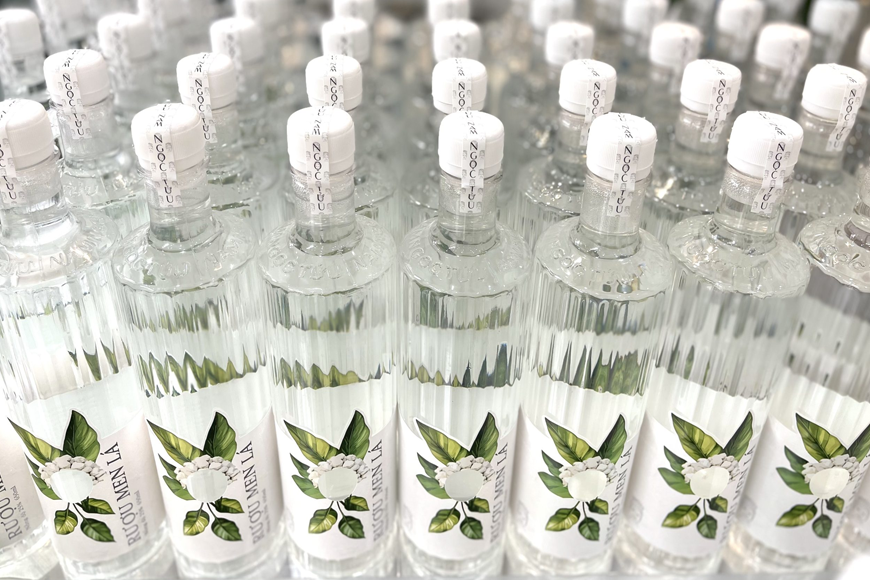 Lưu ý khi thưởng thức rượu men lá. Ảnh: Sưu tầm