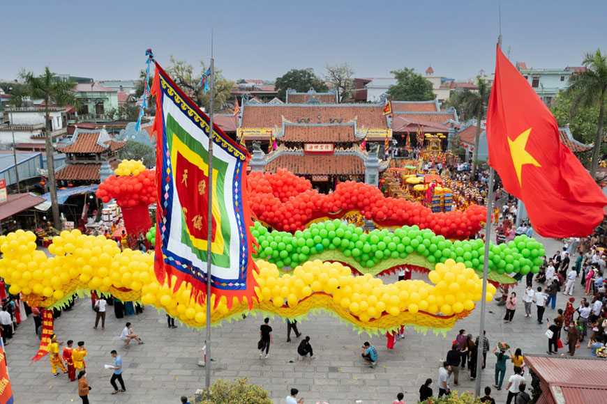 Kinh nghiệm tham gia lễ hội Phủ Dầy