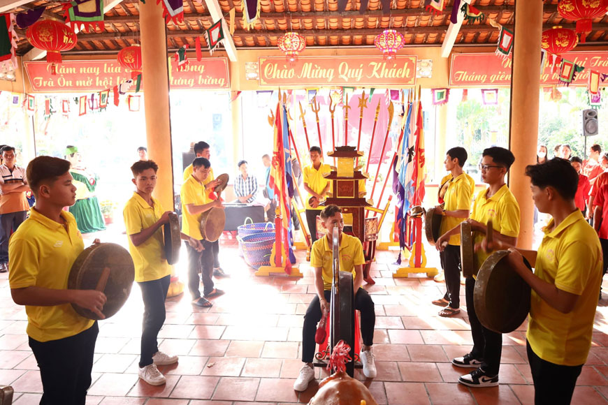 Lễ hội Lăng Ông Trà Ôn