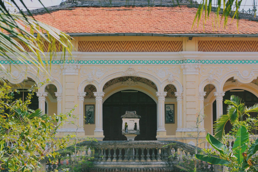 tham quan nha co
