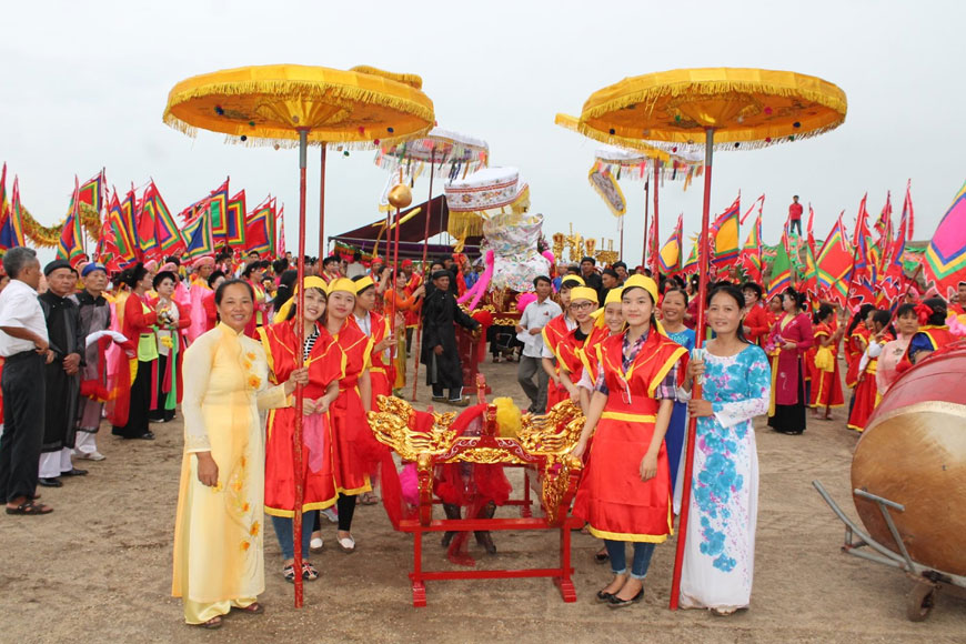 le hoi den lanh giang