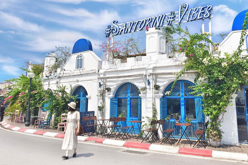 Santorini Vibes