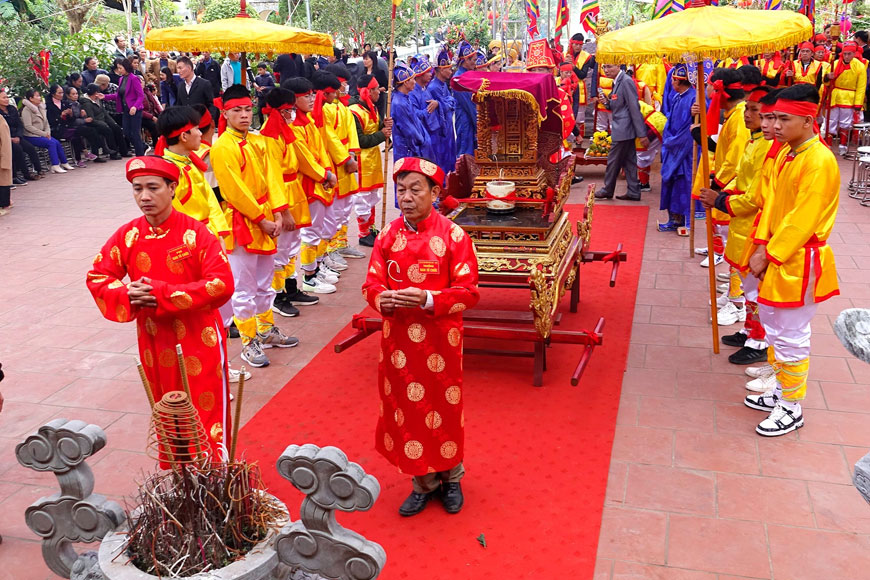 Phần nghi lễ đầy trang trọng