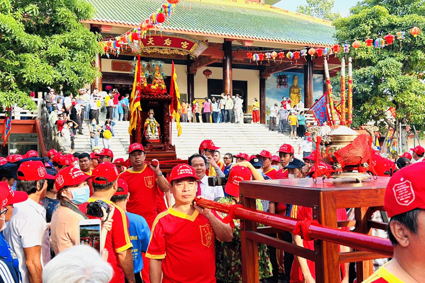 Lễ vía bà Thiên Hậu