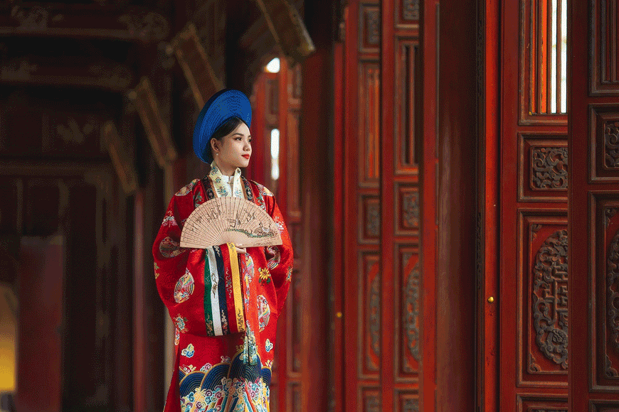 Check in cùng trang phục Nhật Bình tại Đại Nội. Ảnh: sưu tầm